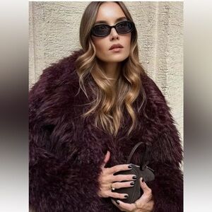 Commense clothing  Burgundy Faux Fur fuzzy cropped coat